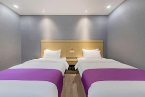 Ảnh chưa phân loại, 4 trong số 28 ảnh, nút