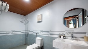 Ảnh chưa phân loại, 3 trong số 17 ảnh, nút