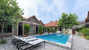 Ảnh chưa phân loại, 4 trong số 17 ảnh, nút