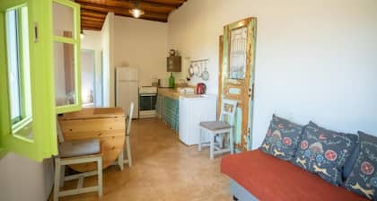 An eclosed field cottage in Kythira
