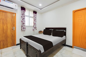 Ảnh chưa phân loại, 4 trong số 28 ảnh, nút