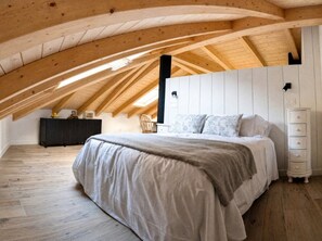 Unclassified image, 2 of 18, button - Apartamentos La Lucera by gaiarooms (Peñafiel)