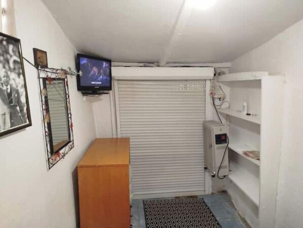 Unclassified image, 1 of 12, button - Vrbo Property (Le Puy-en-Velay)