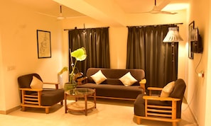 Unclassified image, 4 of 9, button - Hotel Aura Nr Kokilaben Hospital (Mumbai)