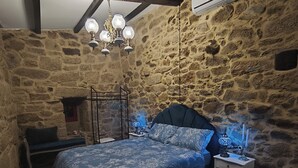 Unclassified image, 3 of 12, button - Vrbo Property (A Peroxa)