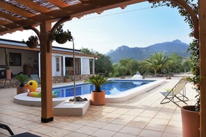 Unclassified image, 4 of 49, button - Vrbo Property (Villena)