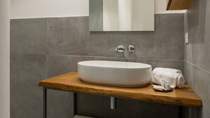 Bathroom - Vrbo Property (Foligno)