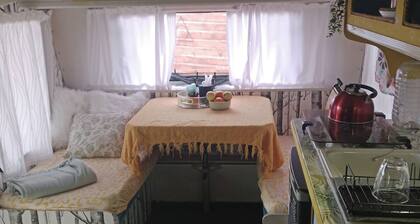 Romantic Clarens Getaway - Glamped Caravan With Braai & Fairy Bath