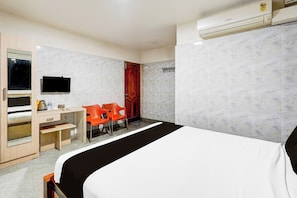 Basic Double Room - Hotel O Arcot Road Kauvery Hospital (Chennai)