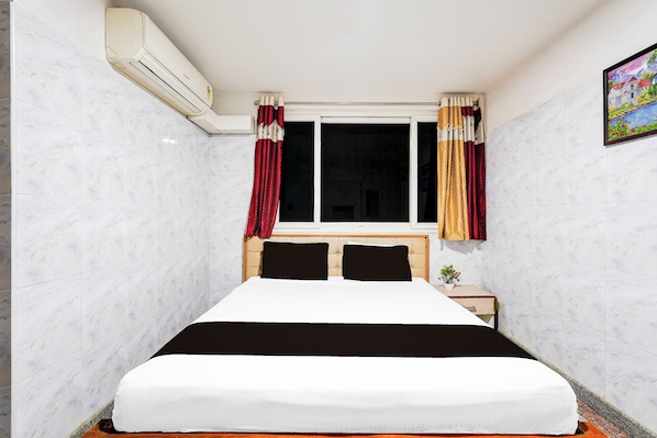 Basic Double Room - Hotel O Arcot Road Kauvery Hospital (Chennai)