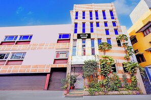 Ảnh chưa phân loại, 5 trong số 93 ảnh, nút