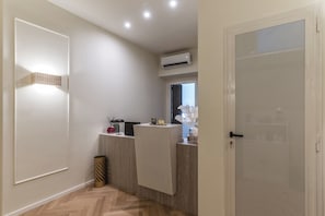 Ảnh chưa phân loại, 2 trong số 66 ảnh, nút