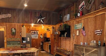 Coyote's Den Camp House at Mark Twain Lake