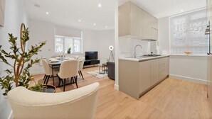 Family Apartment - The Dalston Collection (London)