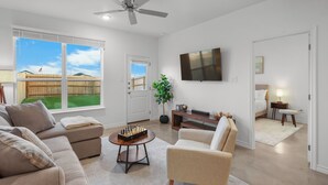 Unclassified image, 2 of 25, button - Modern Comfort & Spacious 3BR Retreat (Killeen)