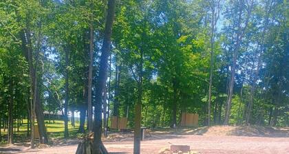 Beautifully Remodeled On-Site Camper With Luxurious Home Comforts