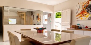 Dining - Casa em Maceio com Piscina a 165m da Praia Guaxuma (Maceió)