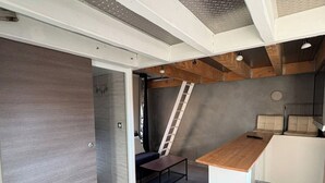 Unclassified image, 2 of 6, button - Vrbo Property (Bavilliers)