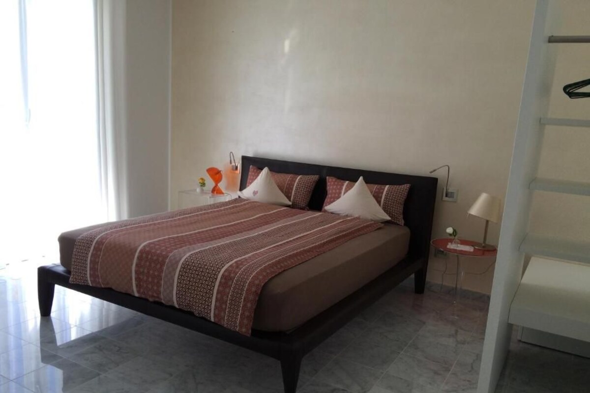 Quarto casal ou duplo luxo, vista para a piscina