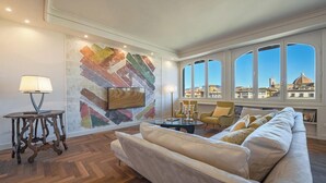 Unclassified image, 5 of 47, button - LUXURY FLORENCE APARTMENT WITH PANORAMIC VIEWS & TURKISH BATH (Firenze)