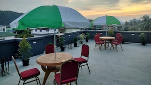 Gambar tidak terklasifikasi, 4 dari 6, tombol