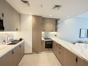 Unclassified image, 5 of 63, button - Iconic World Trade Center View-1 BR Suite FPH410O (Manama)