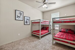Room - Raider Rally House - 3BR/3BA - Walk to Tech (Lubbock)