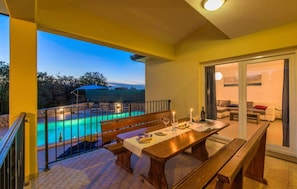 Outdoor dining - Villa 'Marilu' with Private Pool in Brgod near Labin (Brgod)