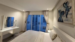 Room - Steps from Al-Sayah Square & RCSI FES132O (Busaiteen, Muharraq Governorate, Bahrain)