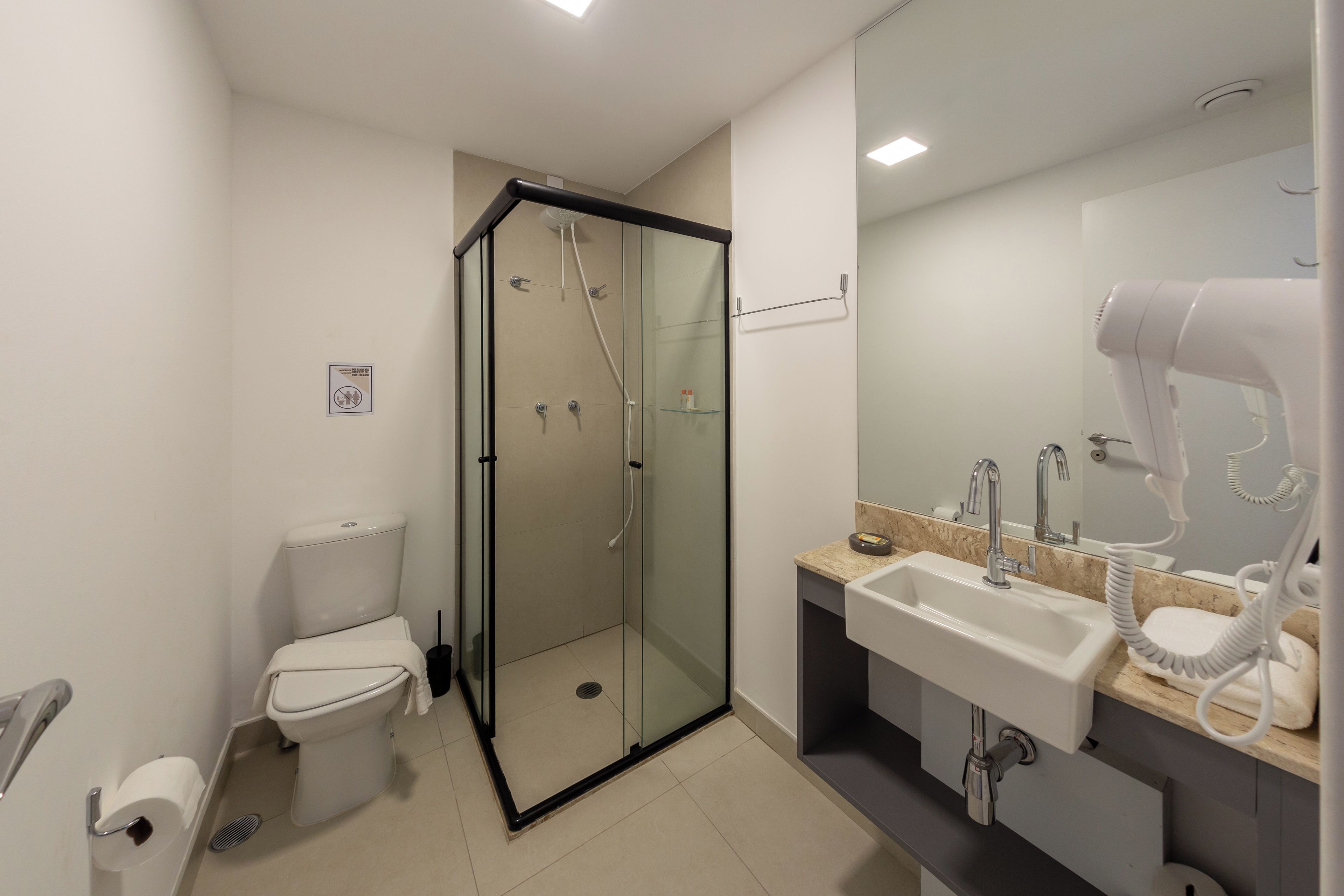 Apartment, Balcony | Bathroom | Shower, free toiletries, hair dryer, towels