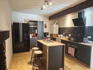 Unclassified image, 2 of 24, button - Vrbo Property (Graçay)