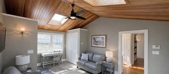 Historic home on Bailey Island with ocean views. Steps from the Giant's Stairs.