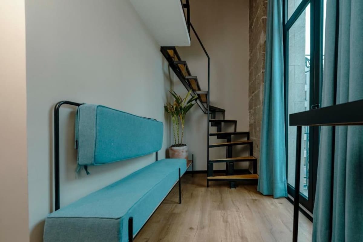 Nhà Duplex, ban công, quang cảnh thành phố | Truy cập Internet không dây miễn phí, bộ trải giường 