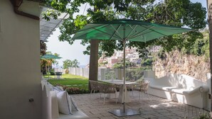 Unclassified image, 2 of 10, button - Vrbo Property (Campania)