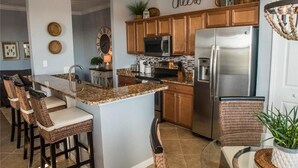 Unclassified image, 3 of 23, button - Corner Top Floor 2-Bedroom/2-Bath condo in Resort Style Treviso Bay, Naples (Naples)