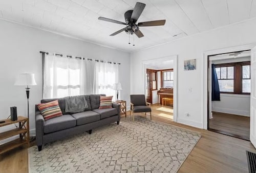 West Des Moines Bungalow