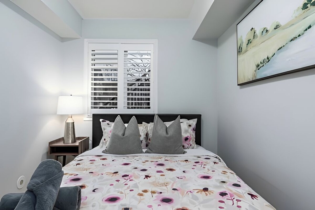 Townhouse – classic, 1 queensize-seng med sovesofa, ikke-røyk | Skrivebord, blendingsgardiner, lydisolert og strykejern/-brett