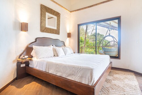 Earth Home with Waterfall Jungle View above Uvita Beach with River, Sauna, Yoga