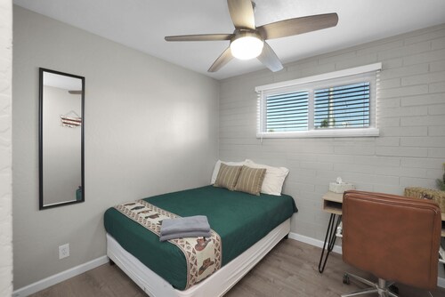 Urban Cowboy 2BR · Private Courtyard · Pets OK