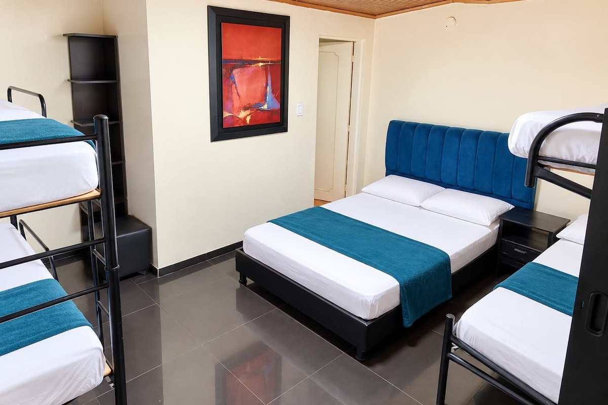 Habitación estándar, varias camas | Wifi gratis