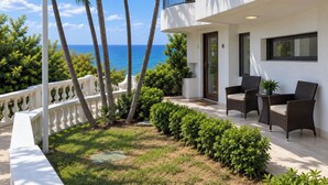 Unclassified image, 3 of 14, button - Romantic Getaway Studio Condo in Playa Flamingo.  Stunning ocean views w/2 pools (Playa Flamingo)