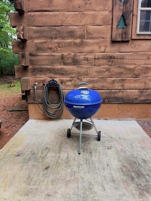 Terrace/patio - Hatfield Cabin, Lake Arbutus Beach & Campground Steps Away, Fire Pit, Golf Cart (Merrillan)