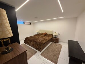 Room - Enjoyable 2-bedroom apartment with AC in vibrant Amman (Amman)