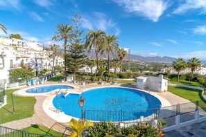 Exterior - Townhouse in Nerja Near El Playazo Beach (Nerja)