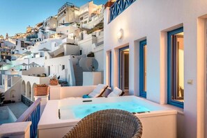 Unclassified image, 4 of 60, button - Golden Grey Goose - Adults Only (Santorini)