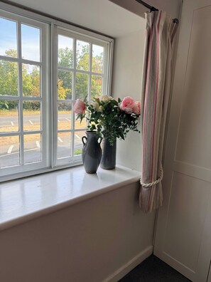 Interior - Hampshire Cottage in Hartley Wintney (Hartley Wintney)