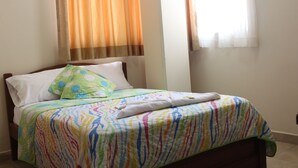 Unclassified image, 2 of 7, button - Hotel Marcelo's (Loreto)