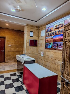 Unclassified image, 2 of 9, button - The desert view (Jaisalmer)