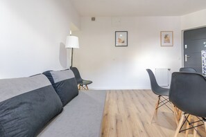 Living area - Krzywa Comfort Apartment (Katowice)
