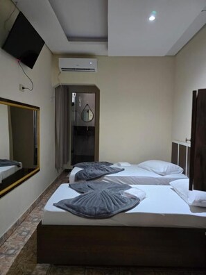 Unclassified image, 2 of 9, button - Hotel Santos Inn  (Santos)